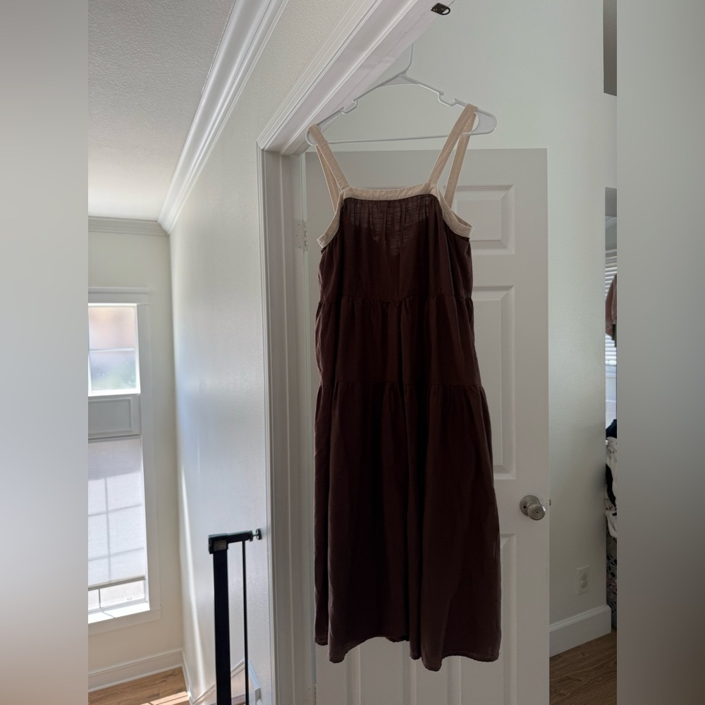 Brown Amazon dress